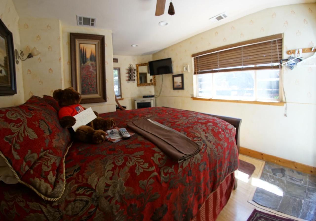 Fleur De Lac Europeran Inn Lake Arrowhead Dış mekan fotoğraf