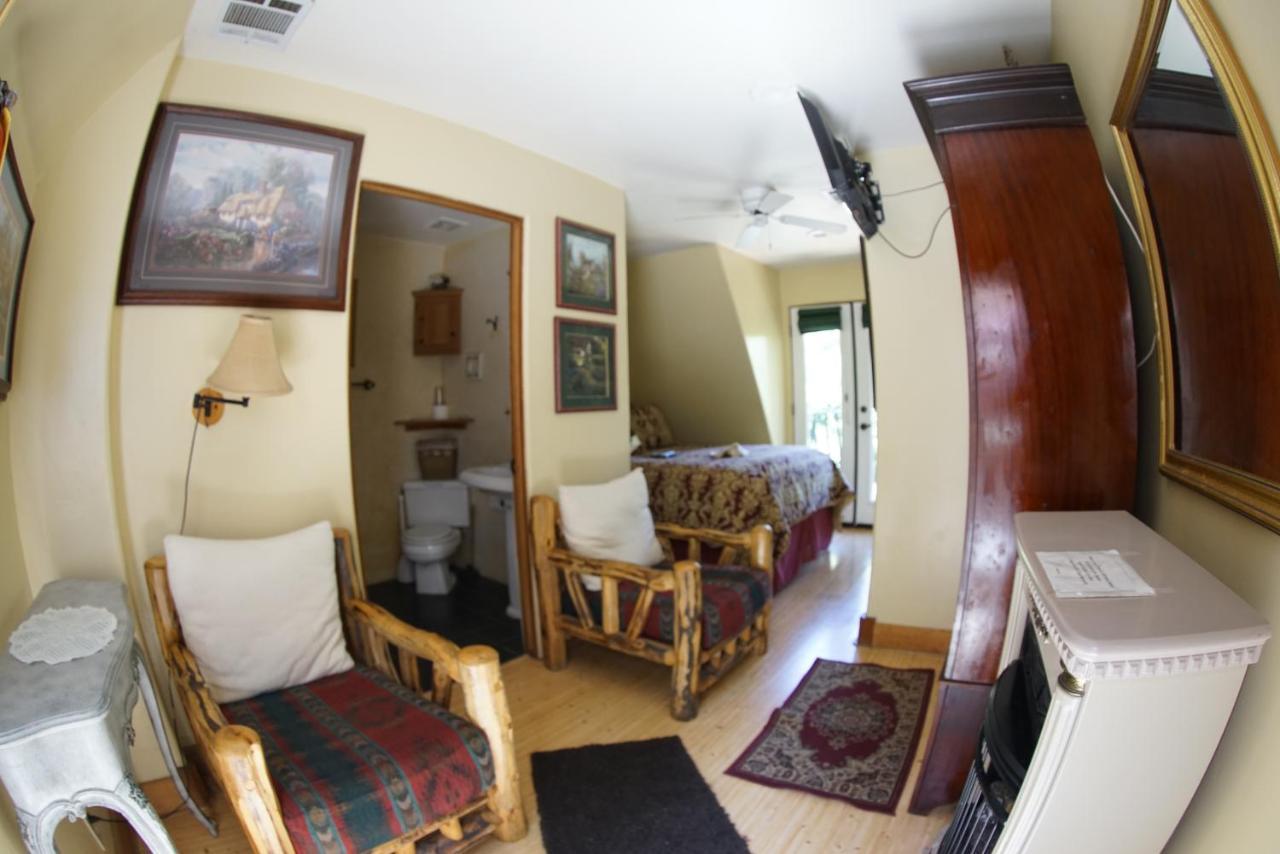 Fleur De Lac Europeran Inn Lake Arrowhead Dış mekan fotoğraf
