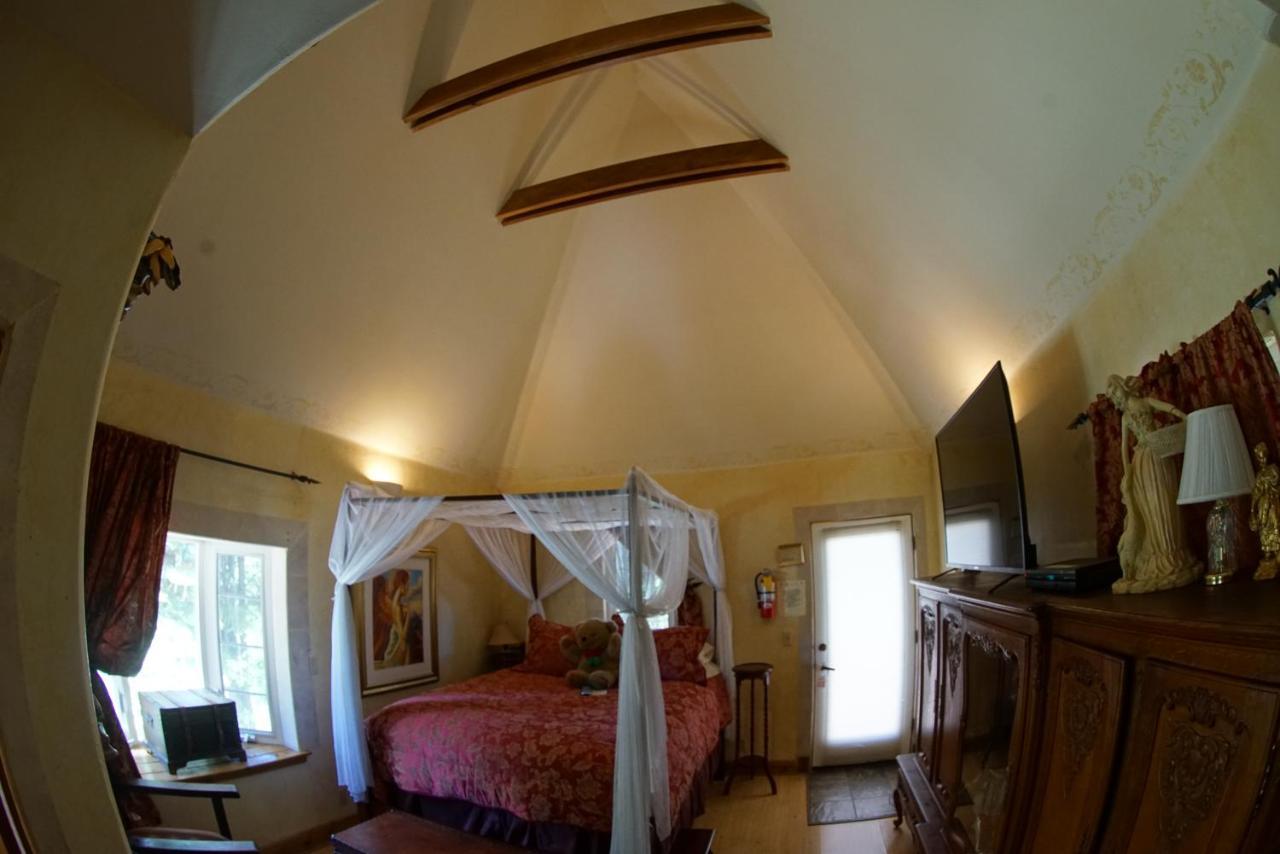 Fleur De Lac Europeran Inn Lake Arrowhead Dış mekan fotoğraf